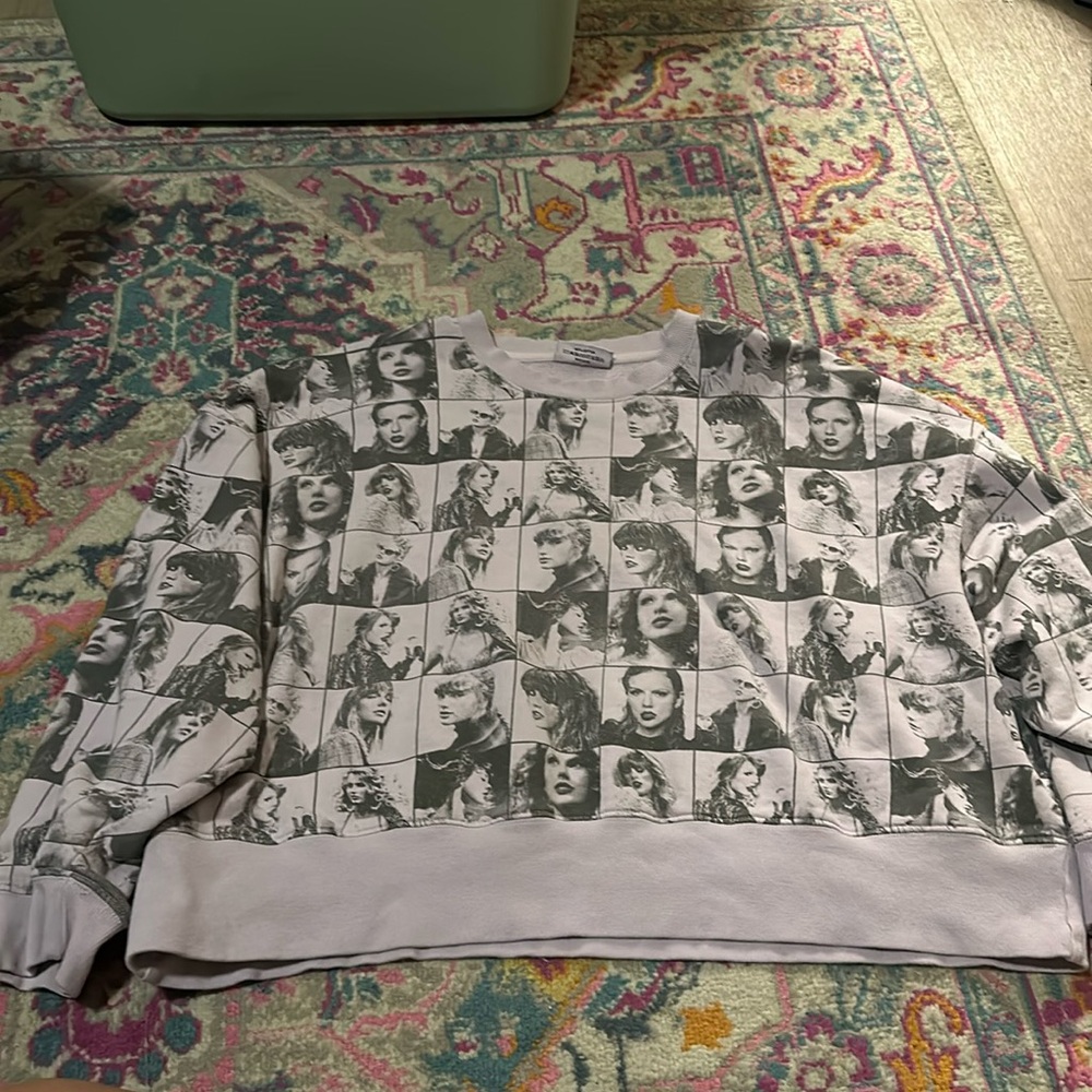 Taylor swift cropped eras crewneck xl
